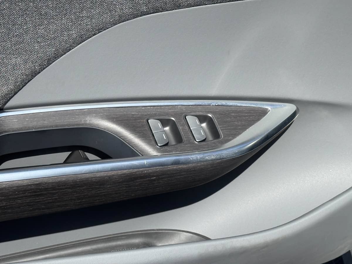 Used 2023 Lucid Air Pure AWD/4WD image 25