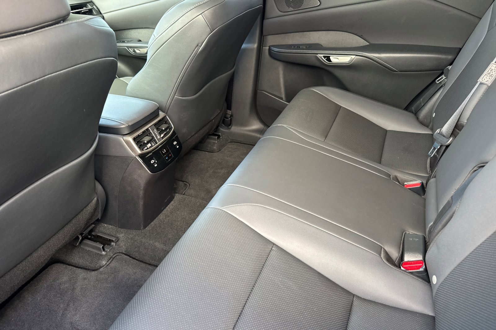 Certified 2025 Lexus RX 350h w/ Convenience Package AWD/4WD image 15