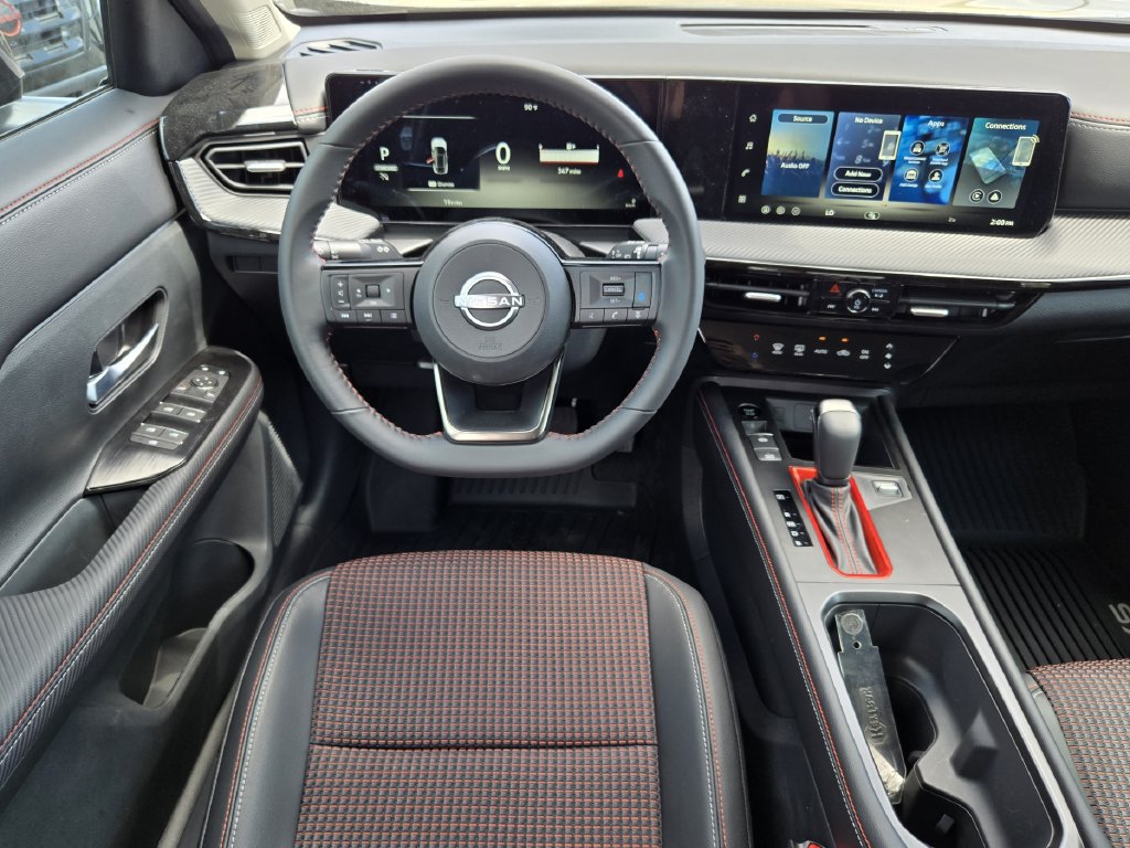 New 2026 Nissan Kicks SR w/ Cold Weather Package FWD image 11