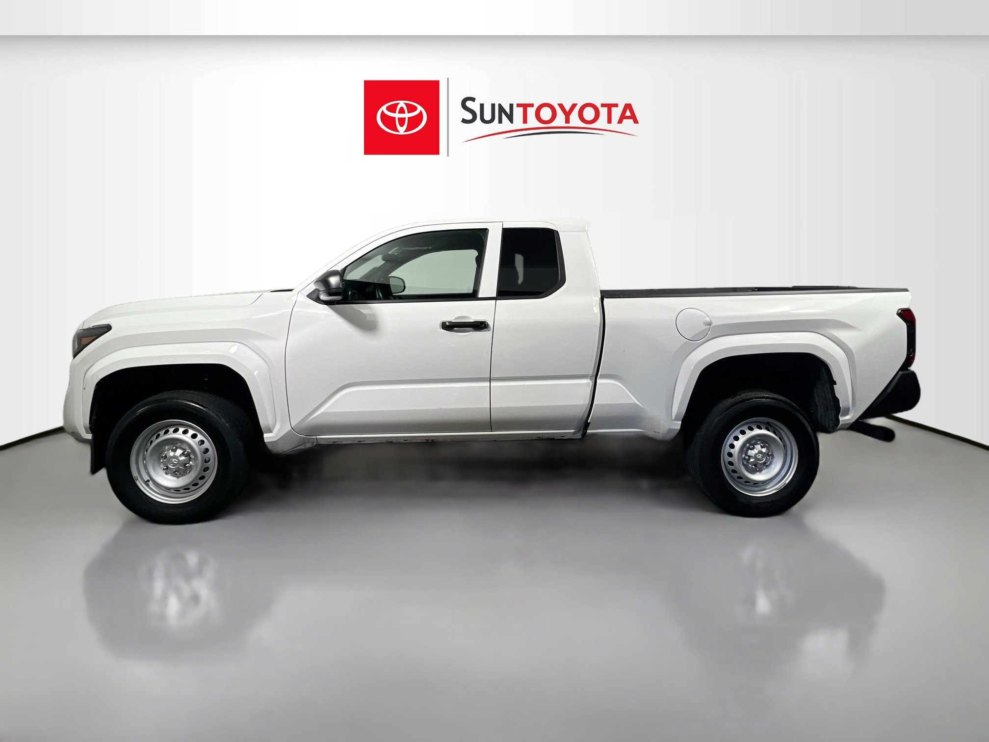 Used 2024 Toyota Tacoma SR image 7