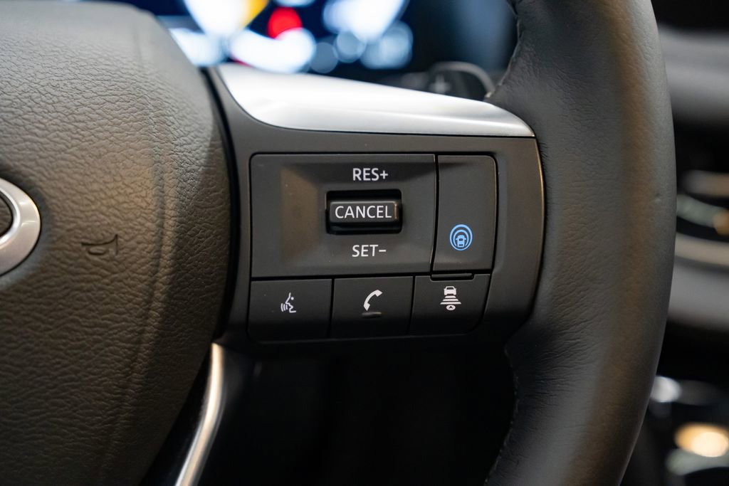 Used 2025 INFINITI QX60 Luxe image 16