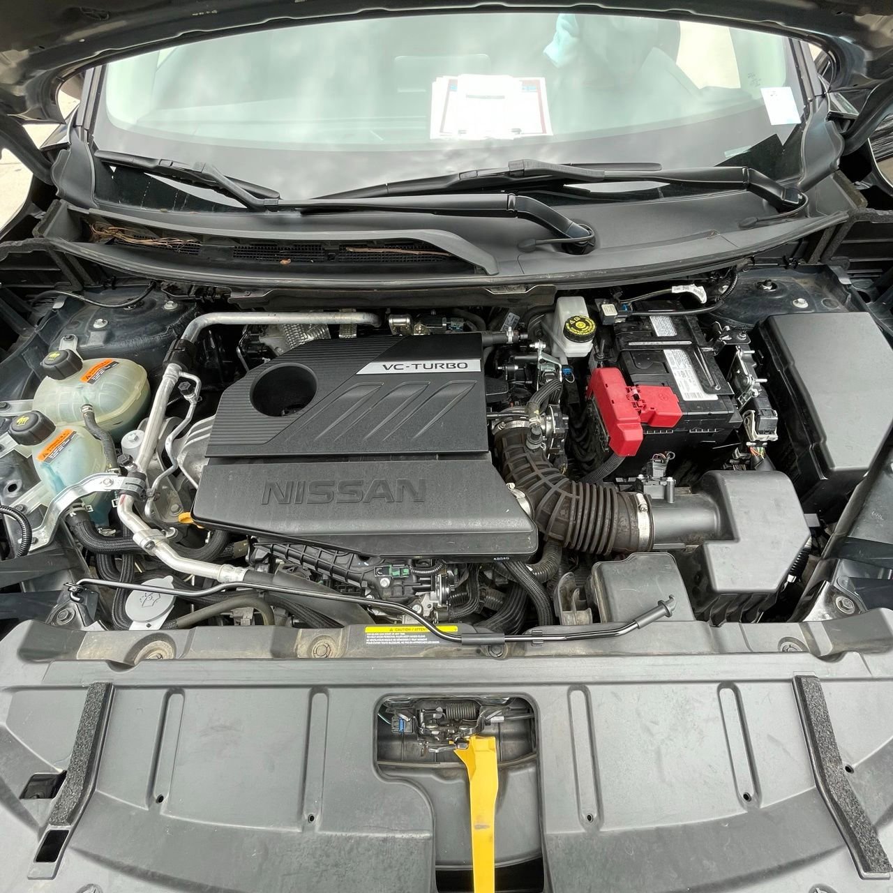 Used 2024 Nissan Rogue SV FWD image 27