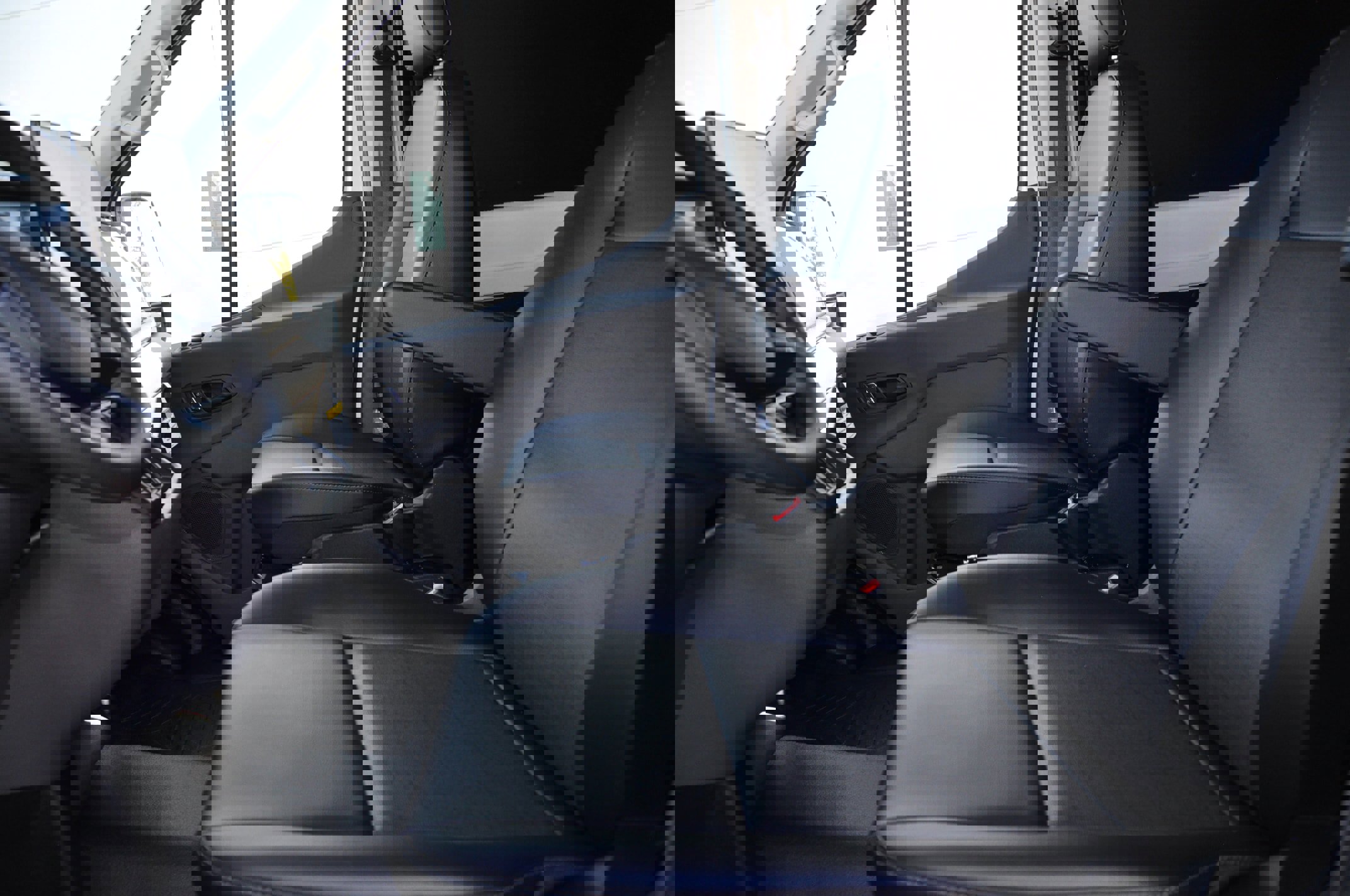 New 2026 Ford Transit 250 148 Medium Roof w/ Load Area Protection Package image 3