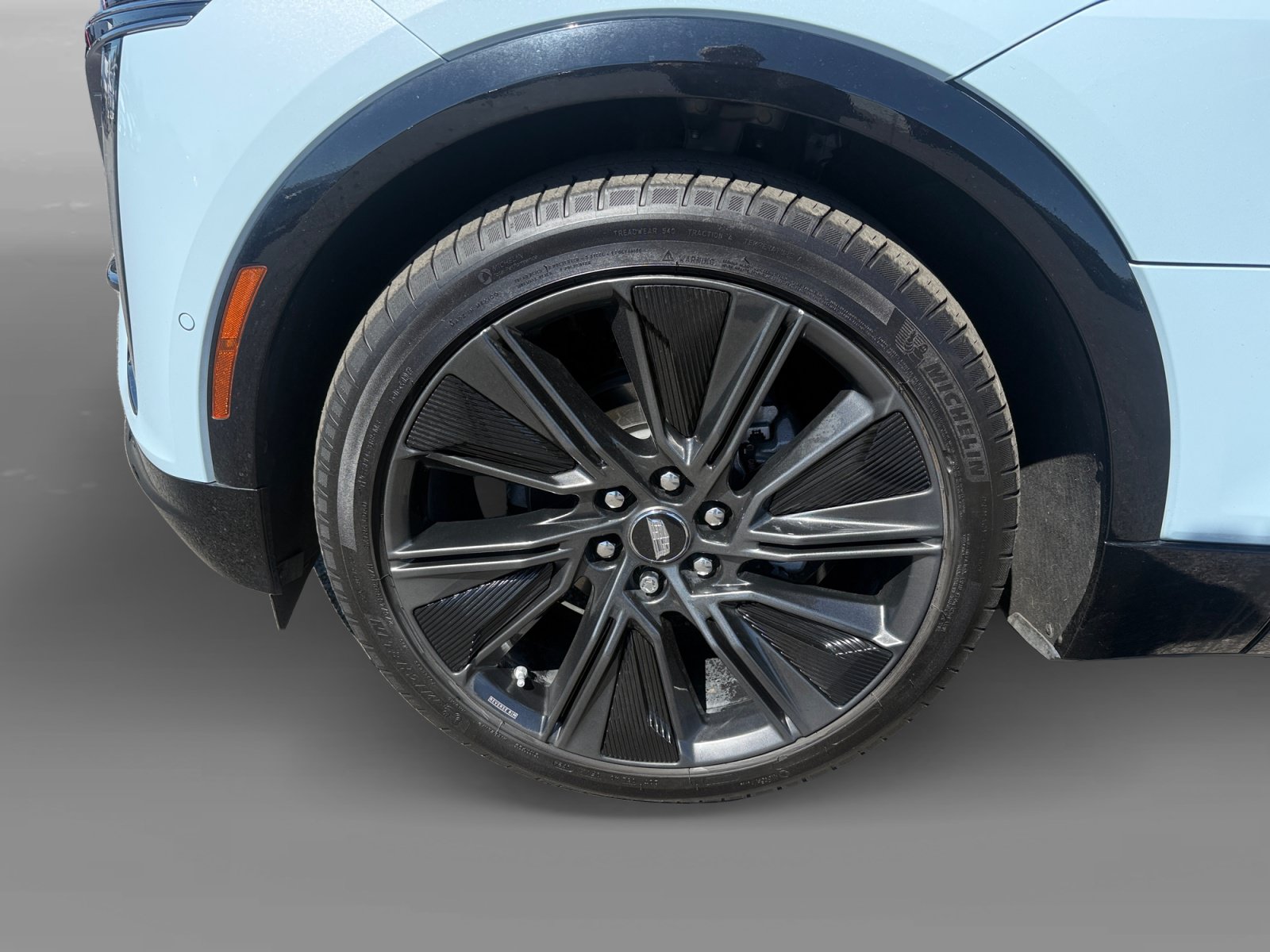Used 2024 Cadillac Lyriq Sport w/ LPO, Floor Liner Package AWD/4WD image 9