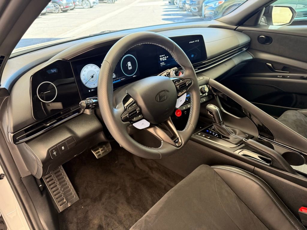 Used 2025 Hyundai Elantra N FWD image 27