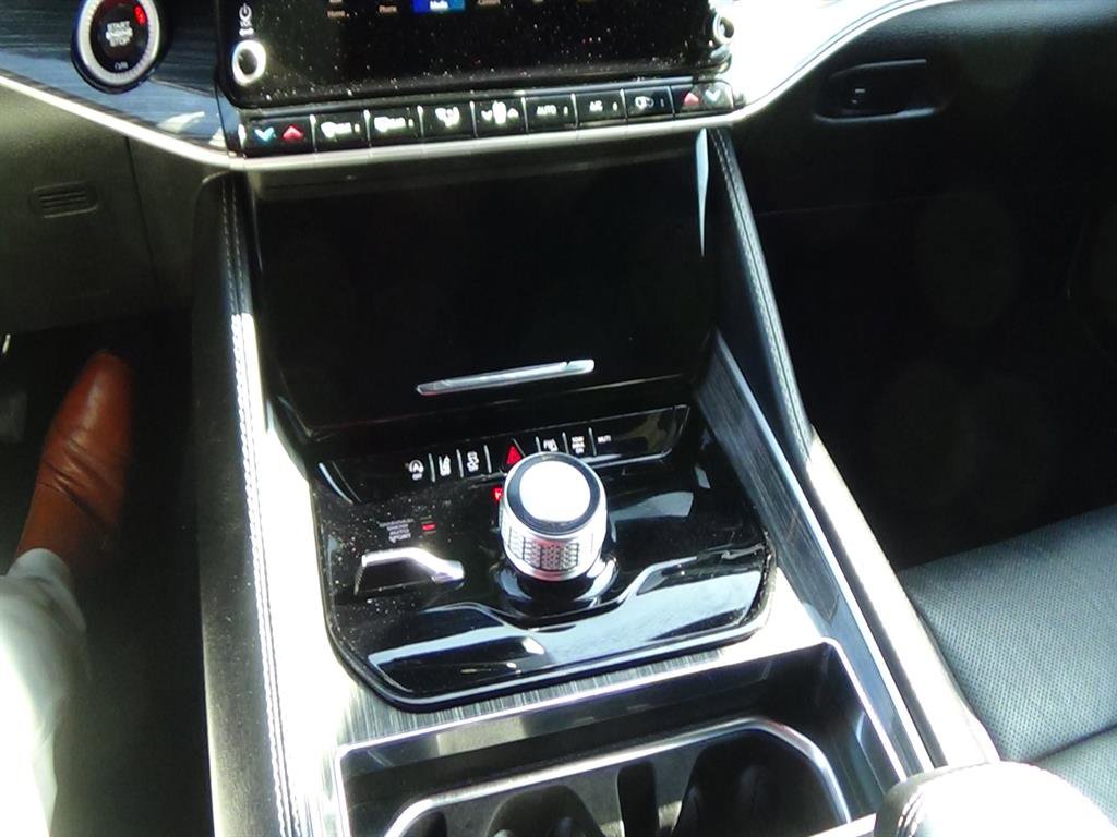 Used 2022 Jeep Wagoneer Series II image 26