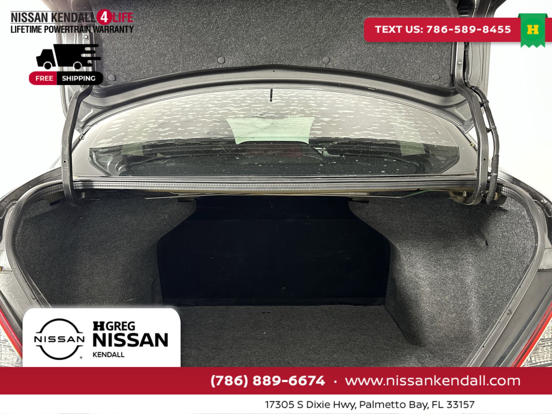 Used 2019 Nissan Versa S image 29