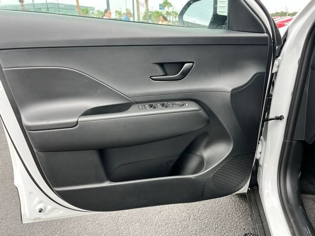 New 2026 Hyundai Kona SE FWD image 16