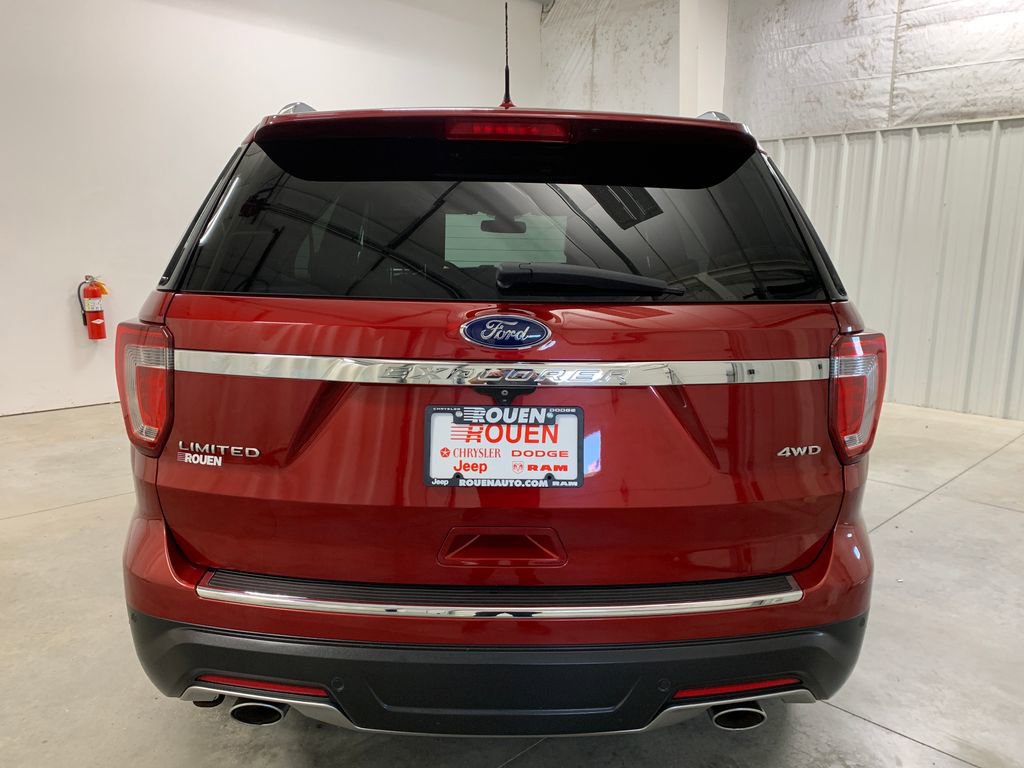 Used 2018 Ford Explorer Limited w/ Equipment Group 301A AWD/4WD image 6