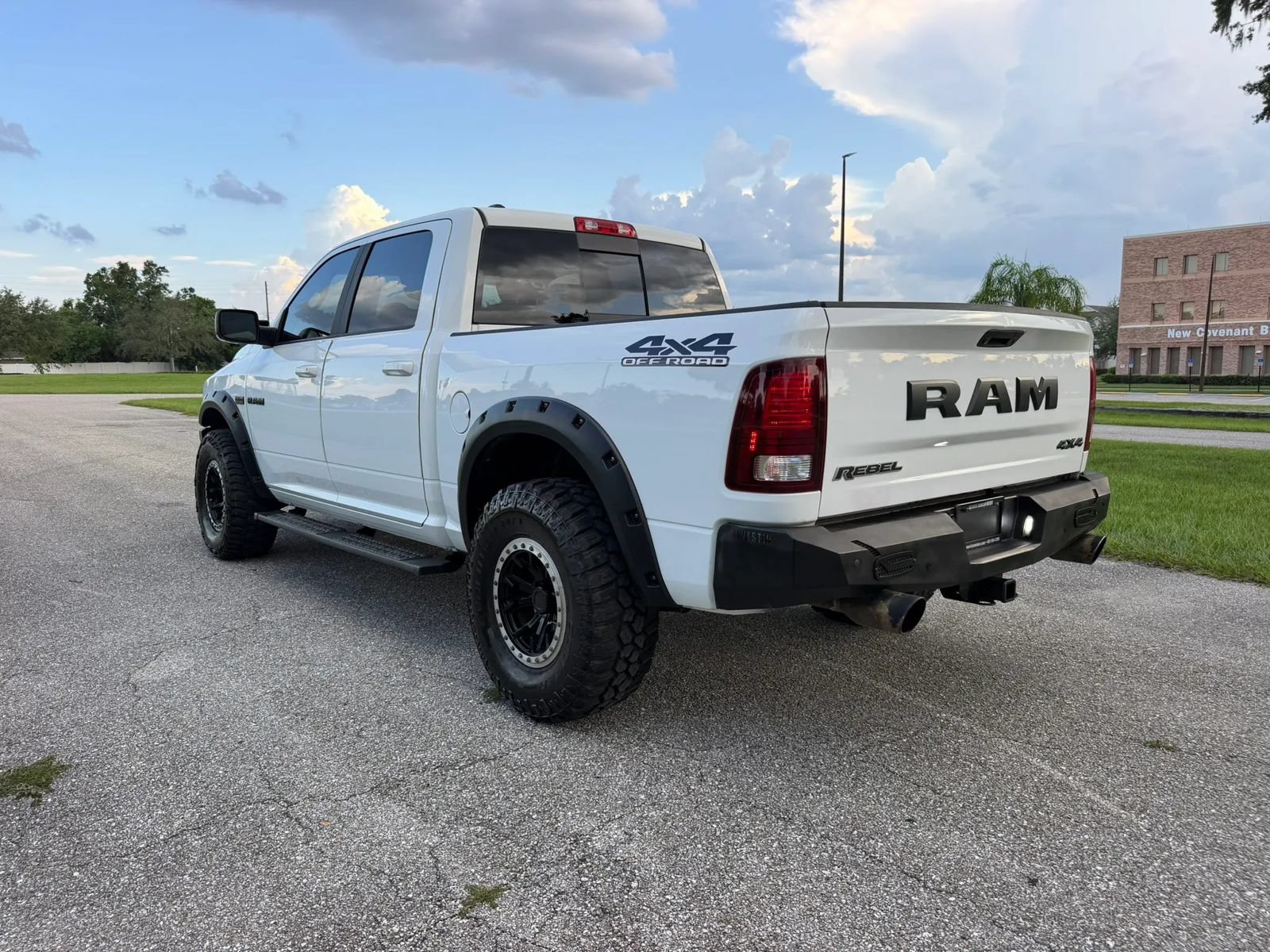 Used 2016 RAM 1500 Rebel w/ Luxury Group AWD/4WD image 8