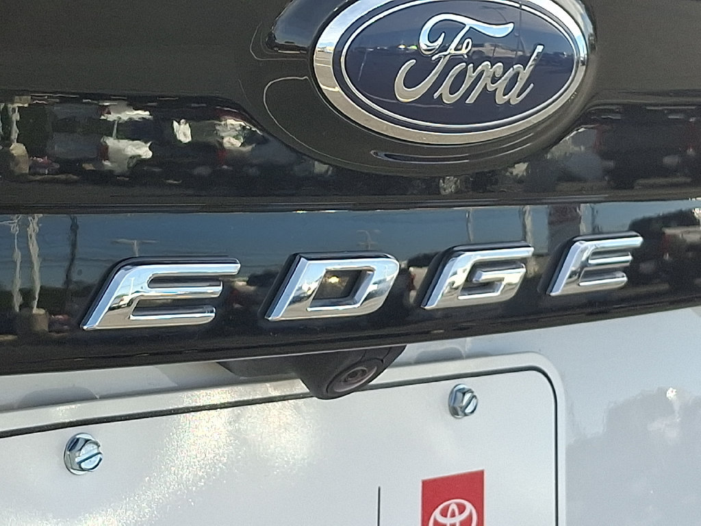 Used 2024 Ford Edge SEL AWD/4WD image 30