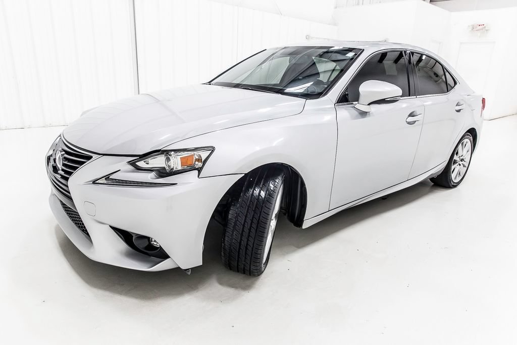 Used 2016 Lexus IS 200t RWD image 2