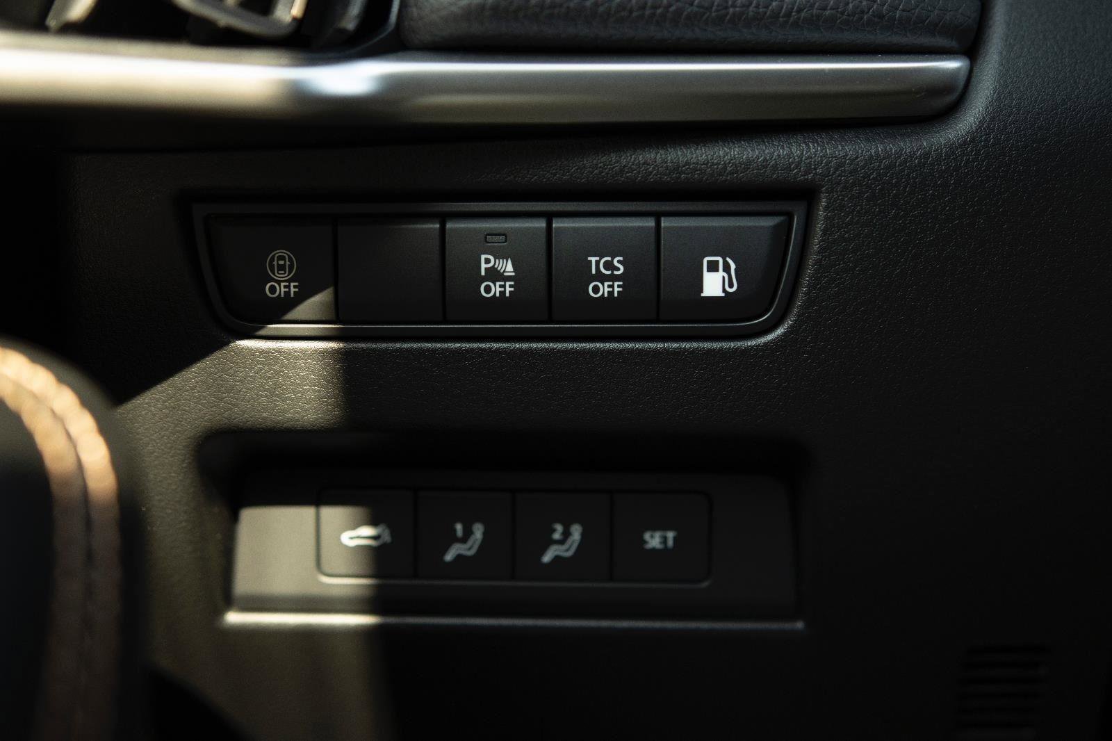 Used 2025 MAZDA CX-90 Plug-In Hybrid w/Premium Sport image 12