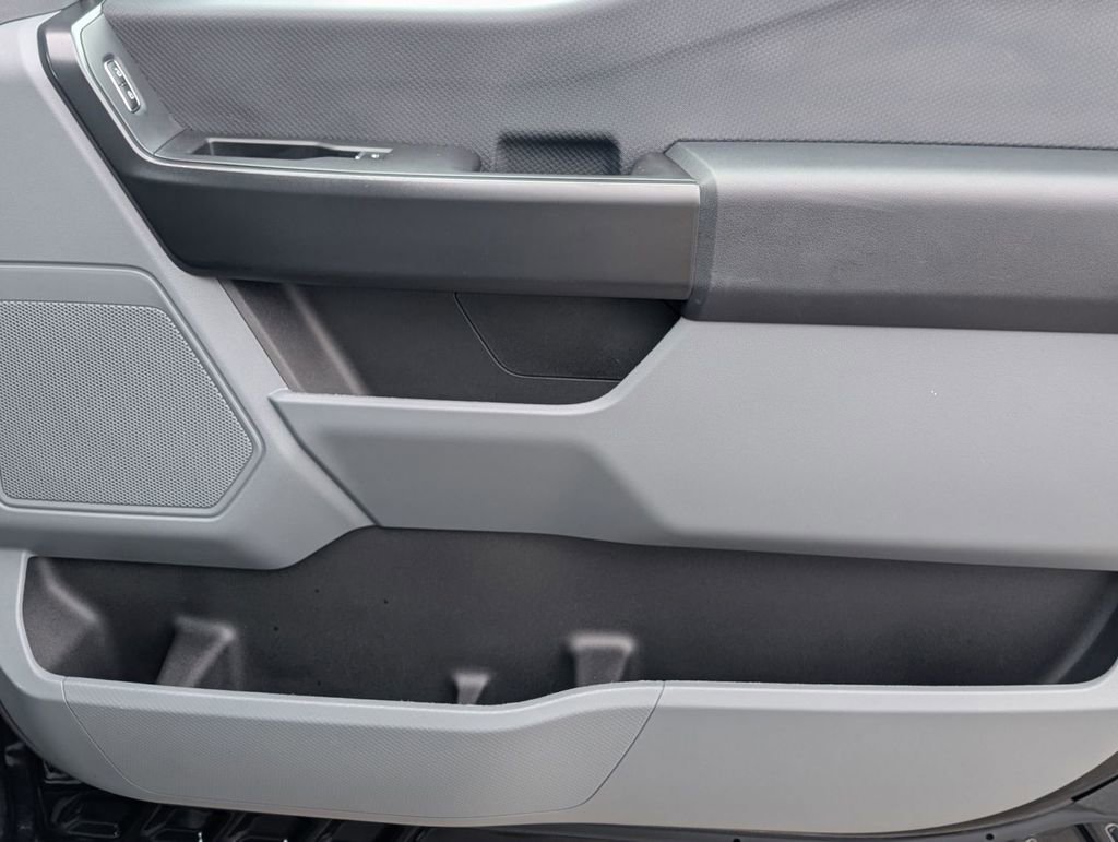 Used 2023 Ford F150 XL image 46