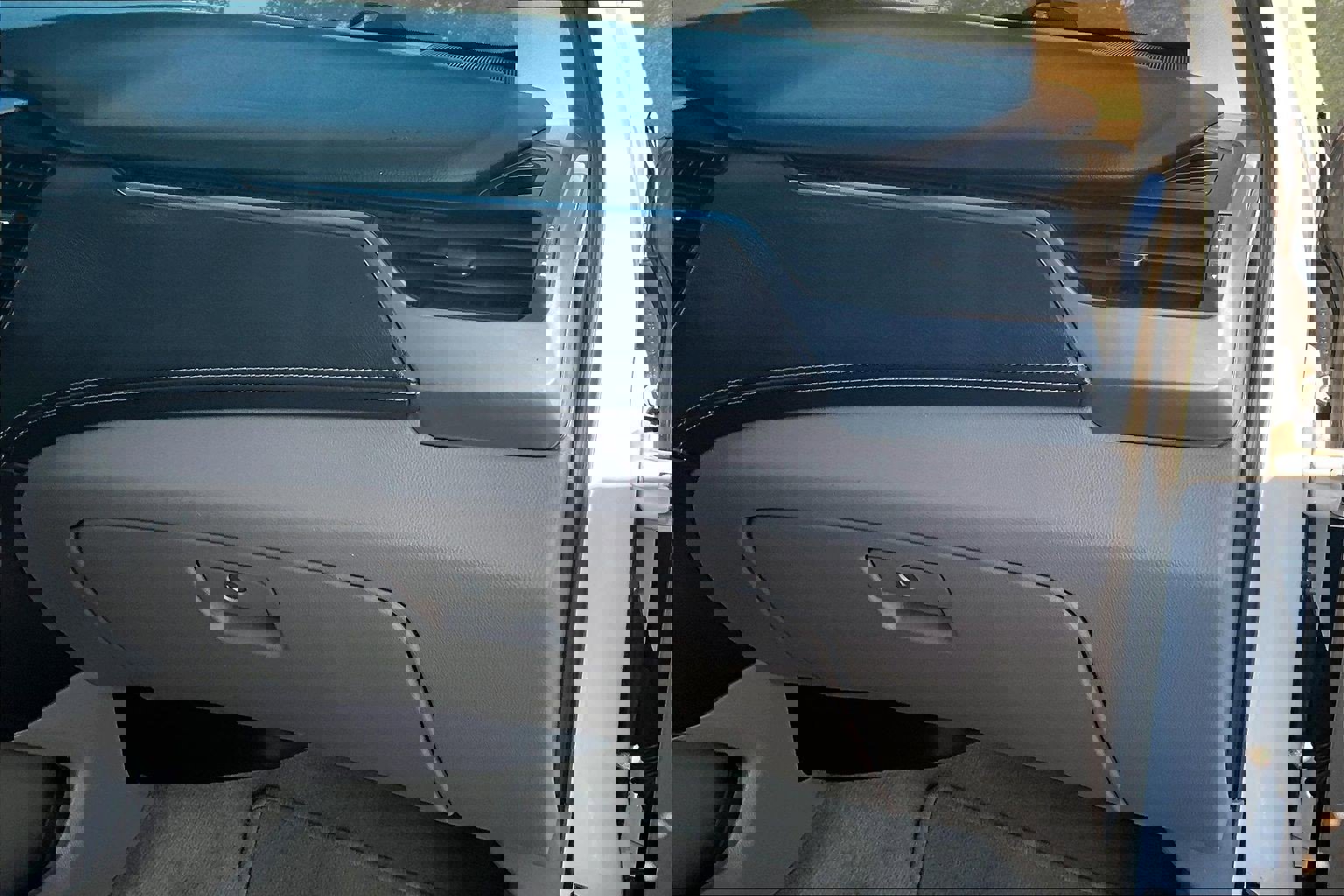 Used 2018 Chevrolet Tahoe LT image 27