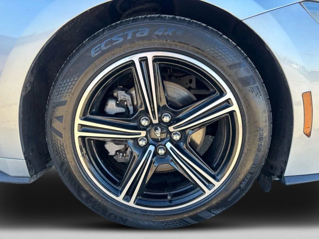 Used 2024 Ford Mustang Premium image 10