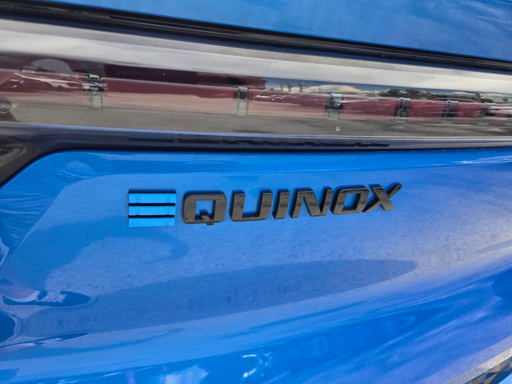 Used 2024 Chevrolet Equinox EV RS w/ LPO, Trailering Package FWD image 11