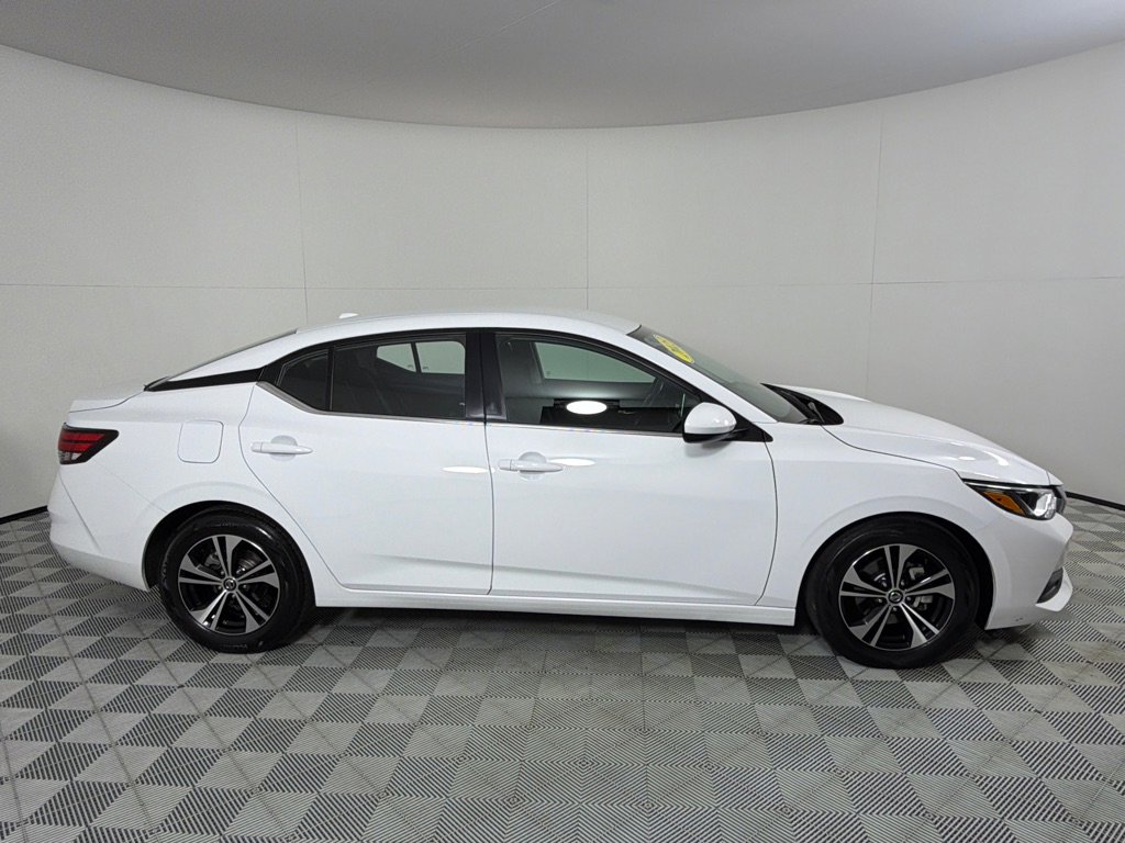 Used 2023 Nissan Sentra SV image 4