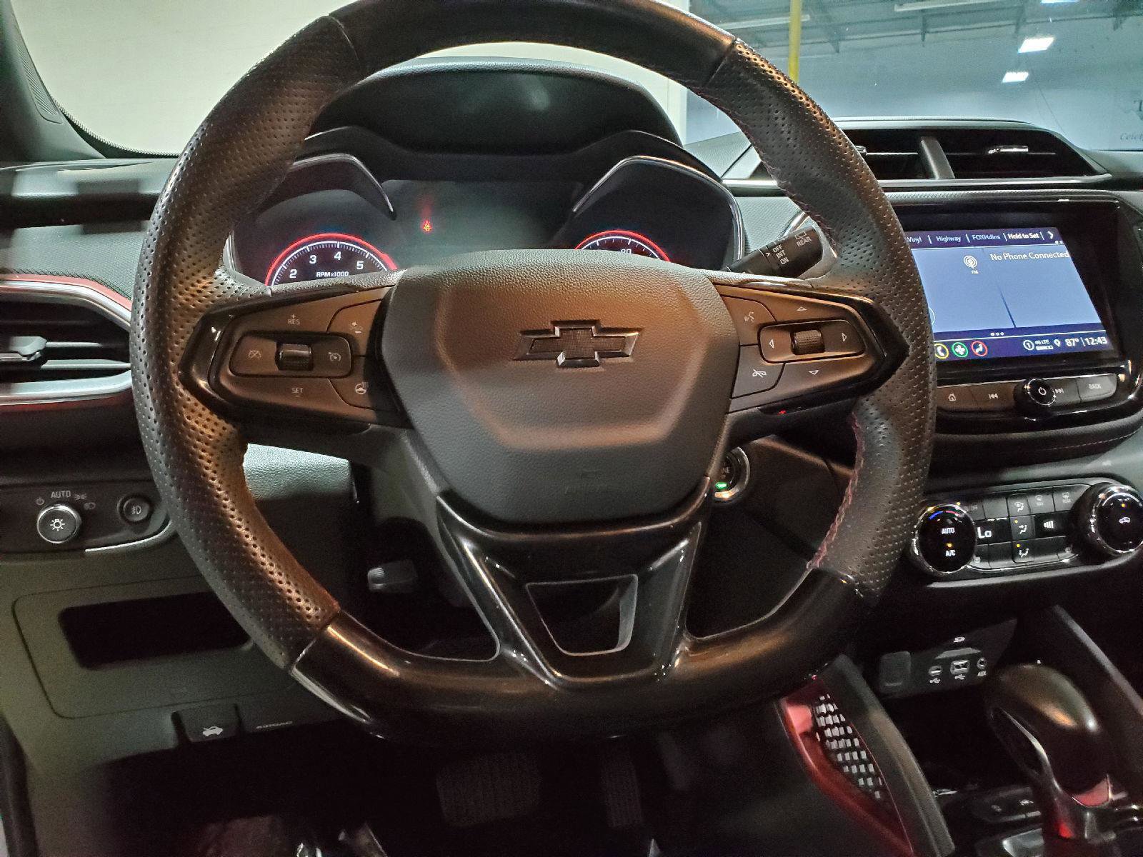 Used 2023 Chevrolet TrailBlazer RS w/ Sun and Liftgate Package image 29