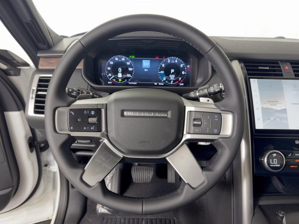 New 2026 Land Rover Discovery S AWD/4WD image 10