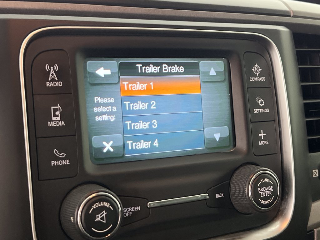 Used 2017 RAM 2500 Tradesman w/ Chrome Appearance Group AWD/4WD image 38