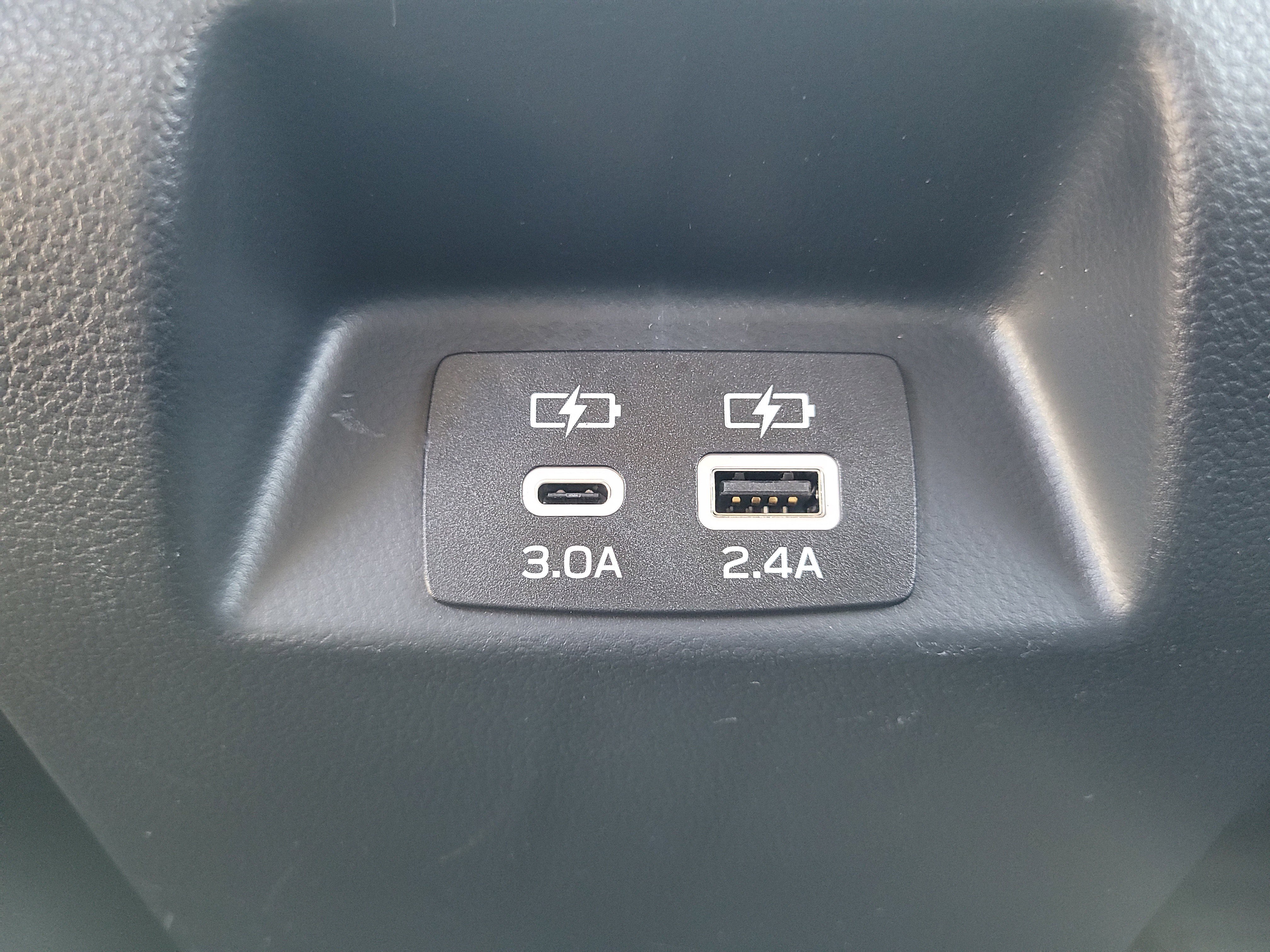 Used 2024 Subaru Crosstrek 2.0i Premium image 15