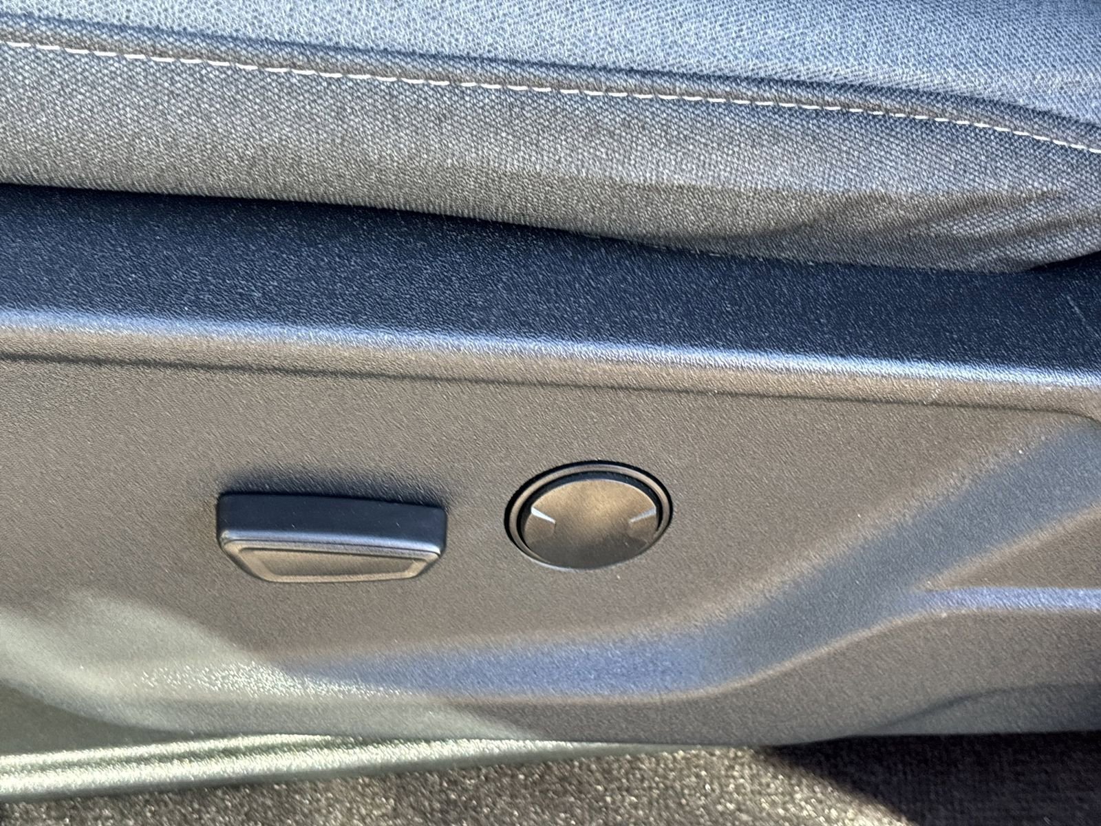 Used 2023 Ford F150 XLT image 13