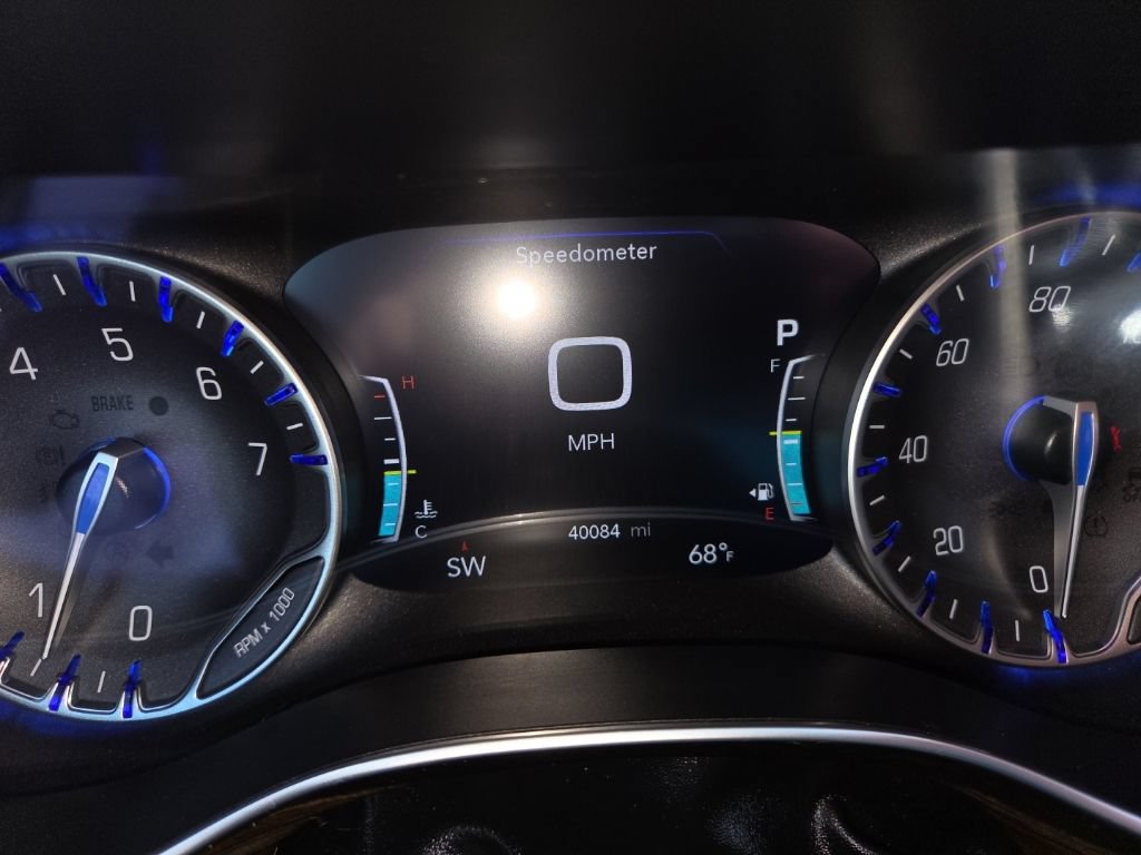 Certified 2023 Chrysler Pacifica Limited w/ Uconnect Theater Family Group AWD/4WD image 14