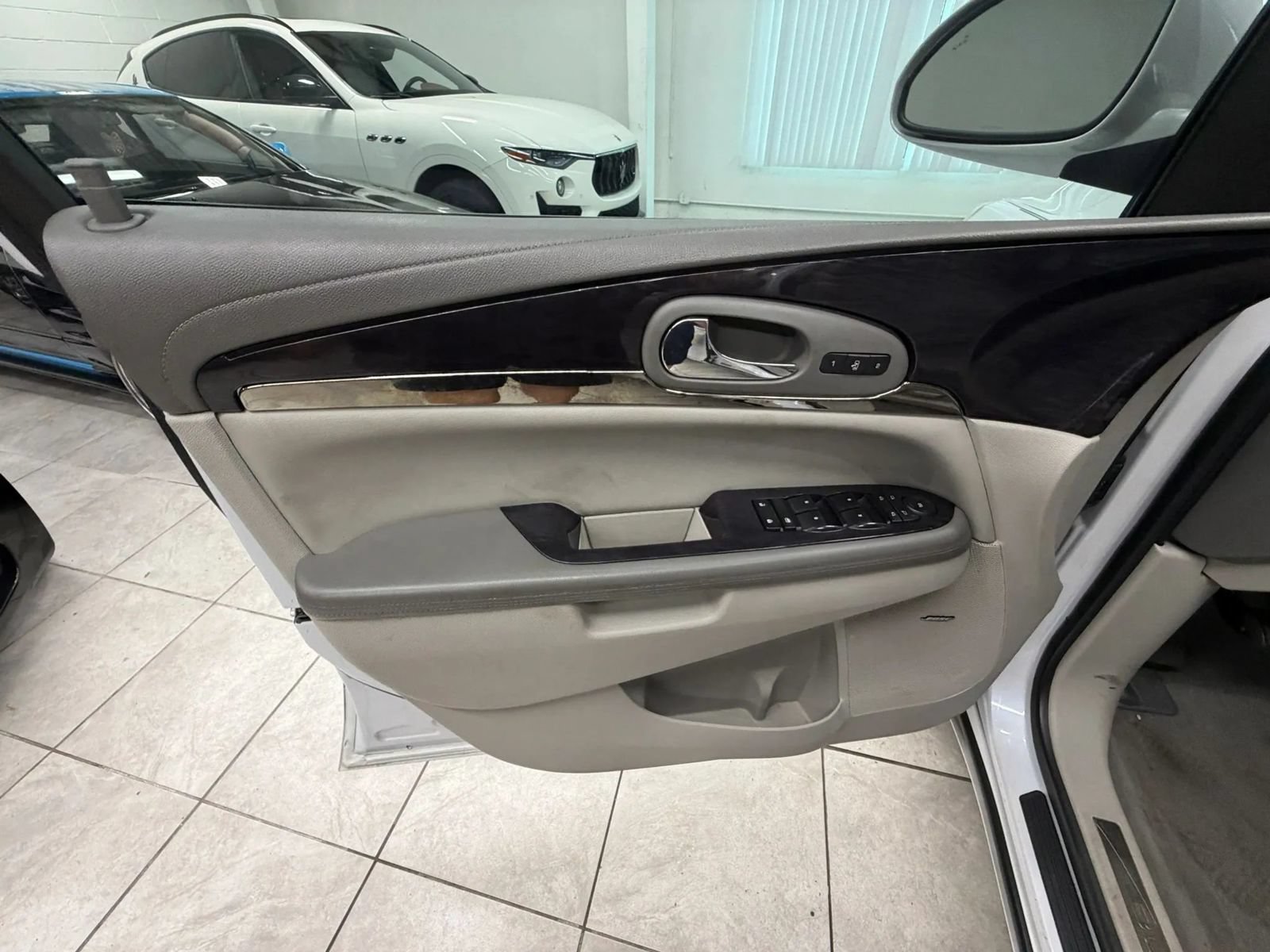 Used 2016 Buick Enclave Premium w/ Experience Buick Package AWD/4WD image 13