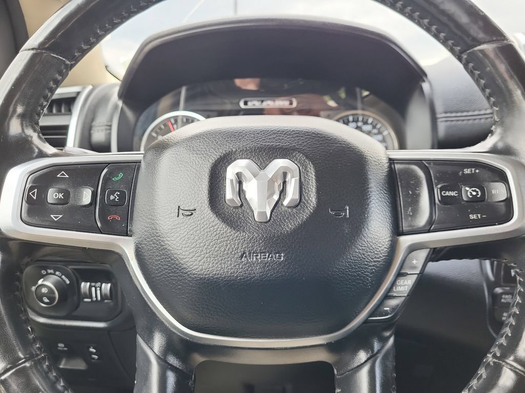 Used 2020 RAM 1500 Laramie AWD/4WD image 18