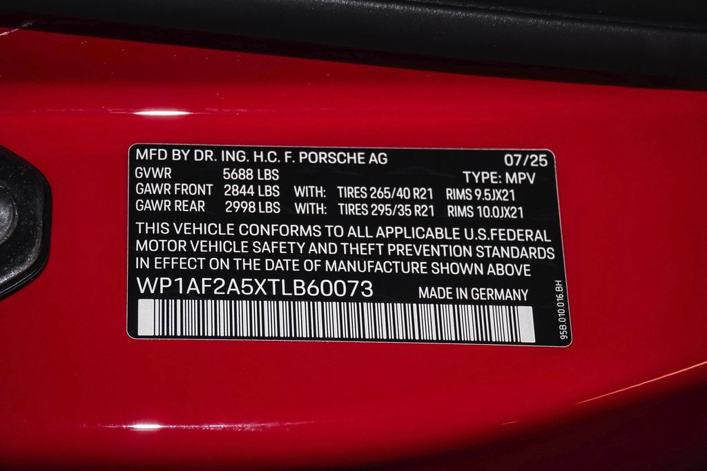 New 2026 Porsche Macan GTS image 30