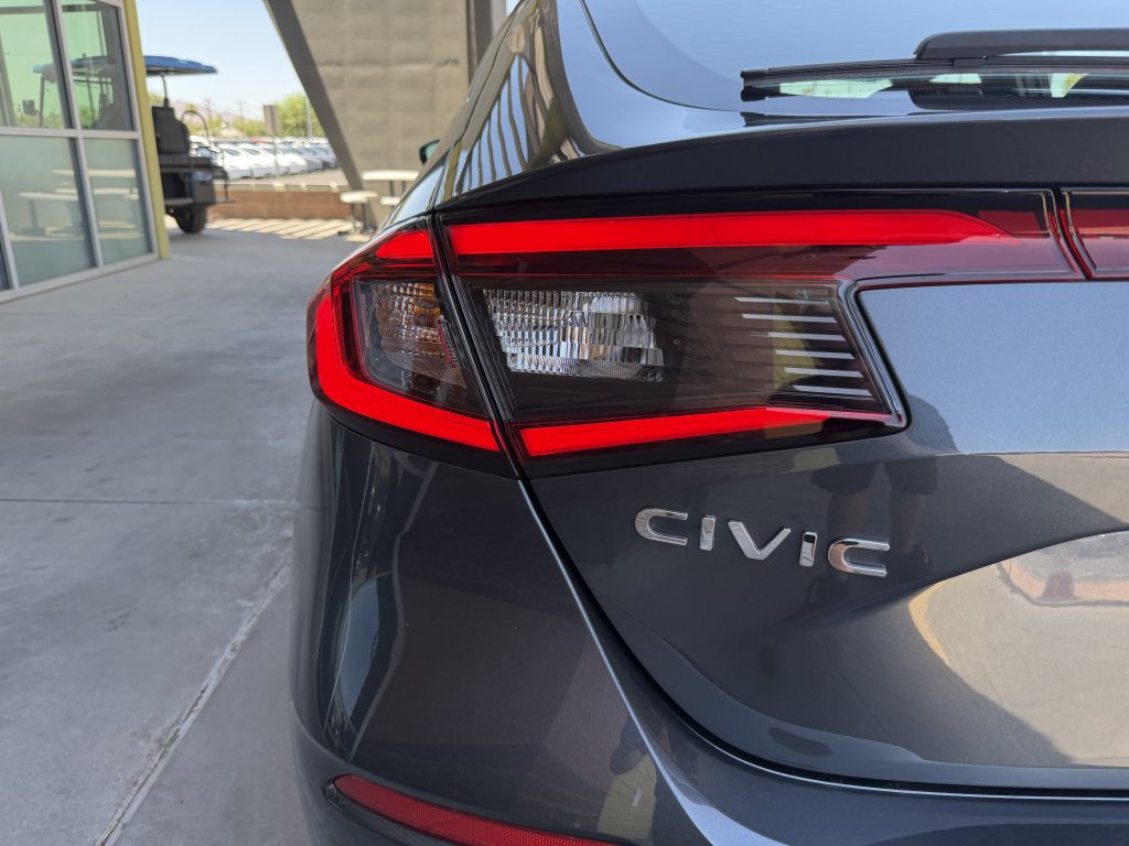 Used 2025 Honda Civic Sport image 14