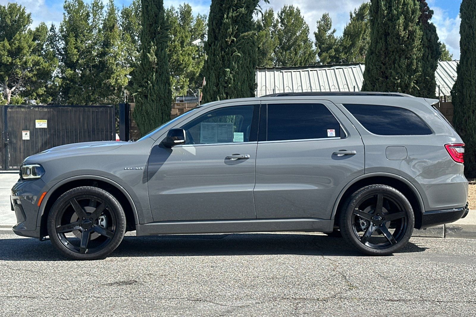 Used 2023 Dodge Durango R/T RWD image 7