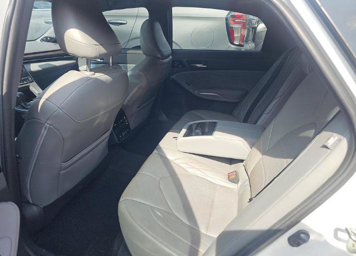 Used 2019 Toyota Avalon Limited w/ Advanced Safety Package FWD image 14