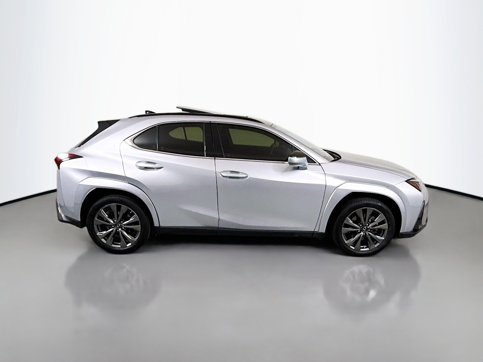 Used 2023 Lexus UX 250h F Sport image 8