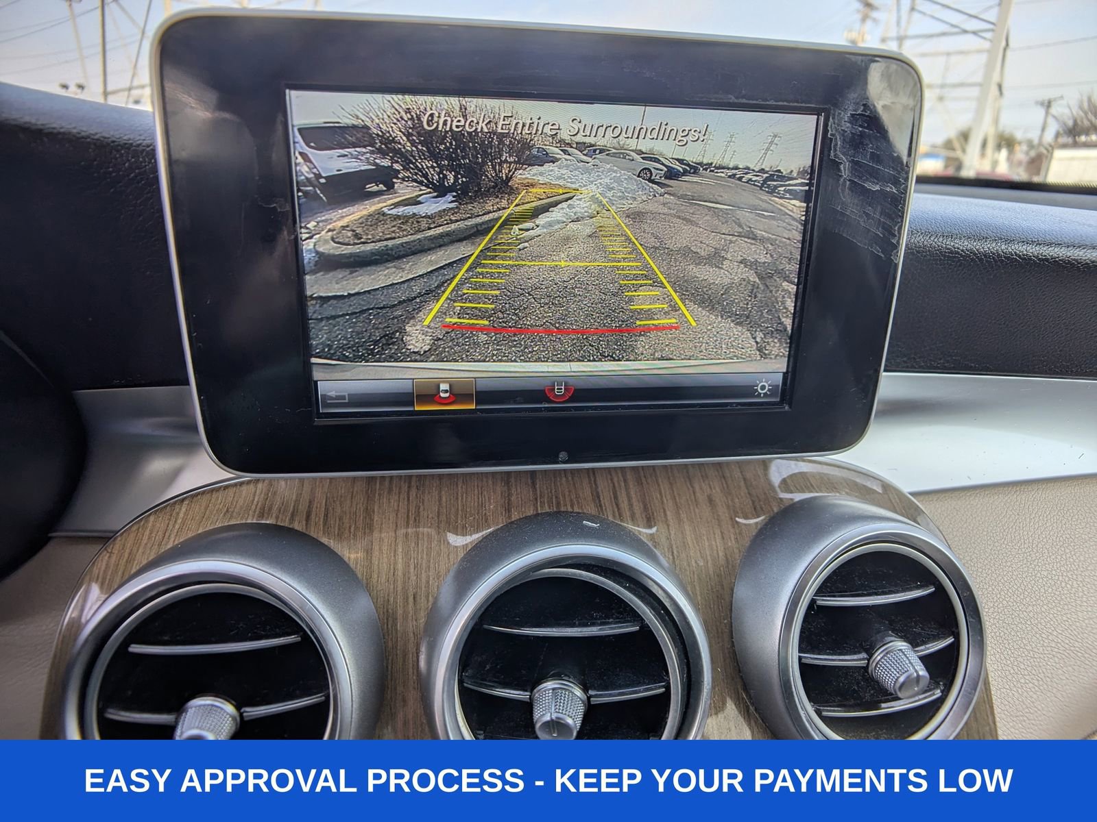 Used 2019 Mercedes-Benz GLC 300 4MATIC w/ Premium Package image 28