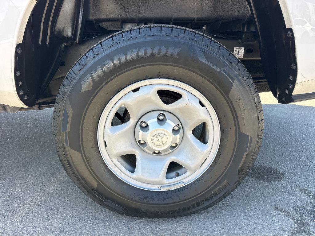 Used 2022 Toyota Tacoma SR RWD image 14