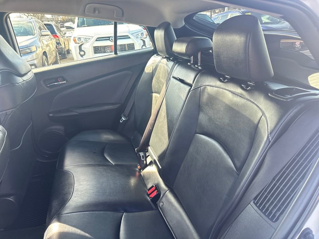 Used 2021 Toyota Prius Prime XLE image 36