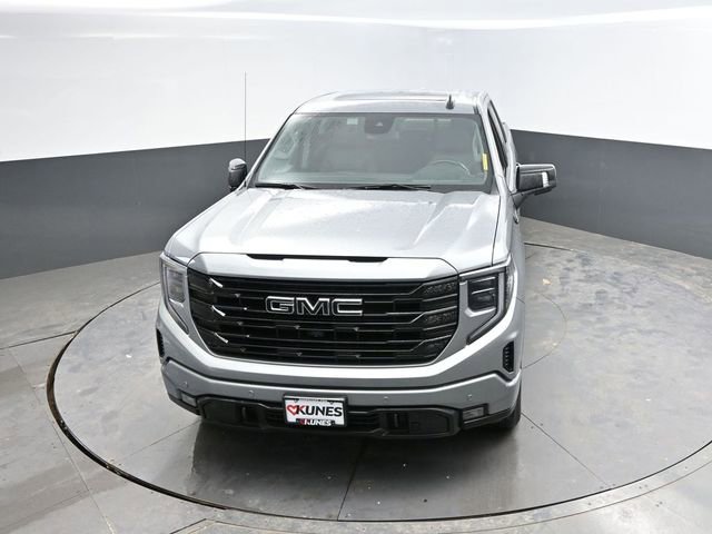 Used 2025 GMC Sierra 1500 Elevation w/ Elevation Premium Package image 42