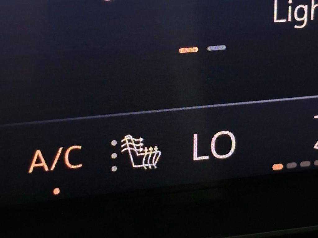 New 2025 Buick Envision Sport Touring image 6