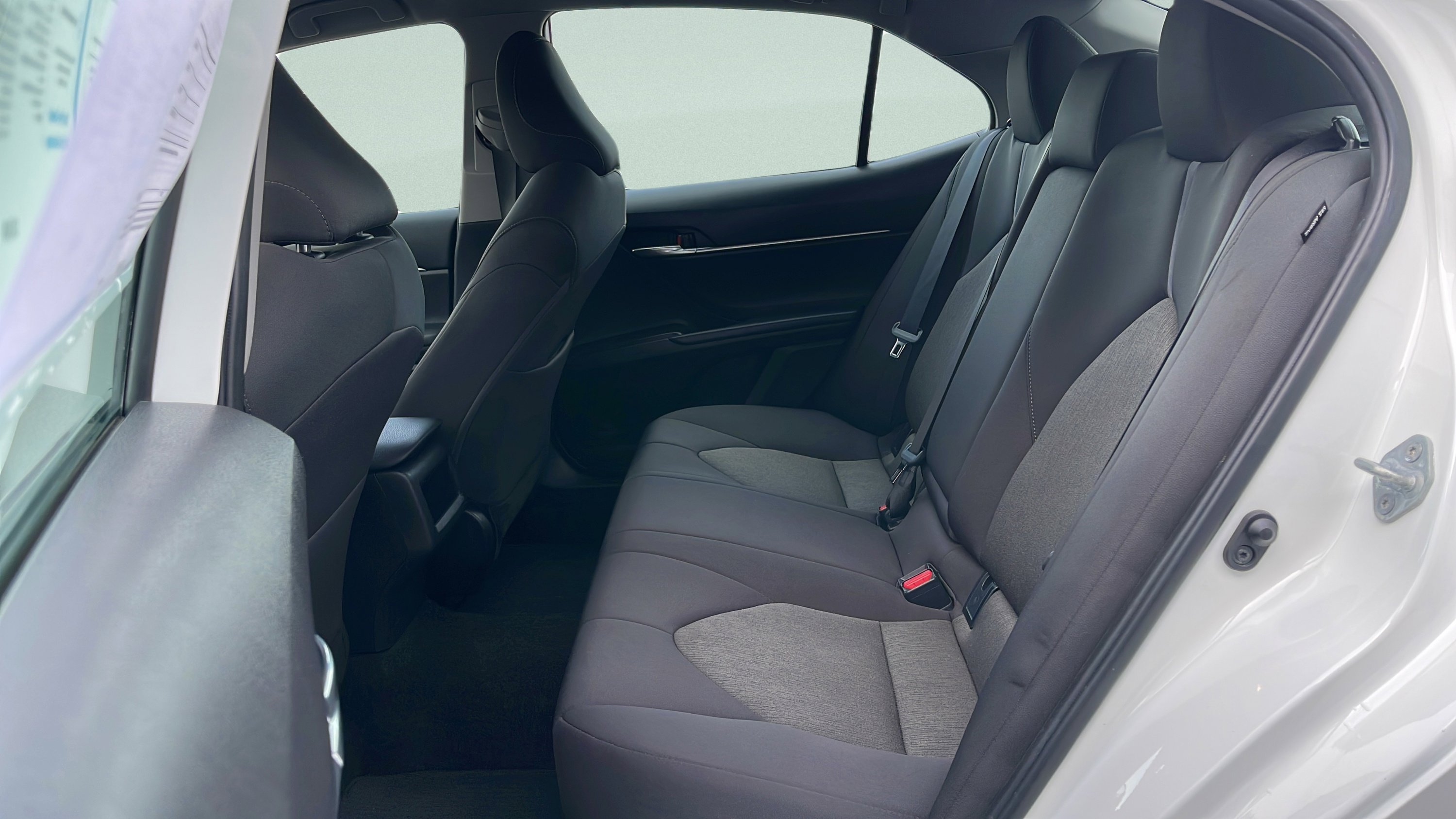 Used 2024 Toyota Camry LE image 24