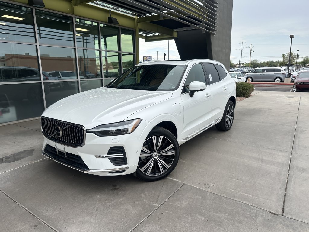 Used 2022 Volvo XC60 T8 Inscription w/ Advanced Package AWD/4WD image 1