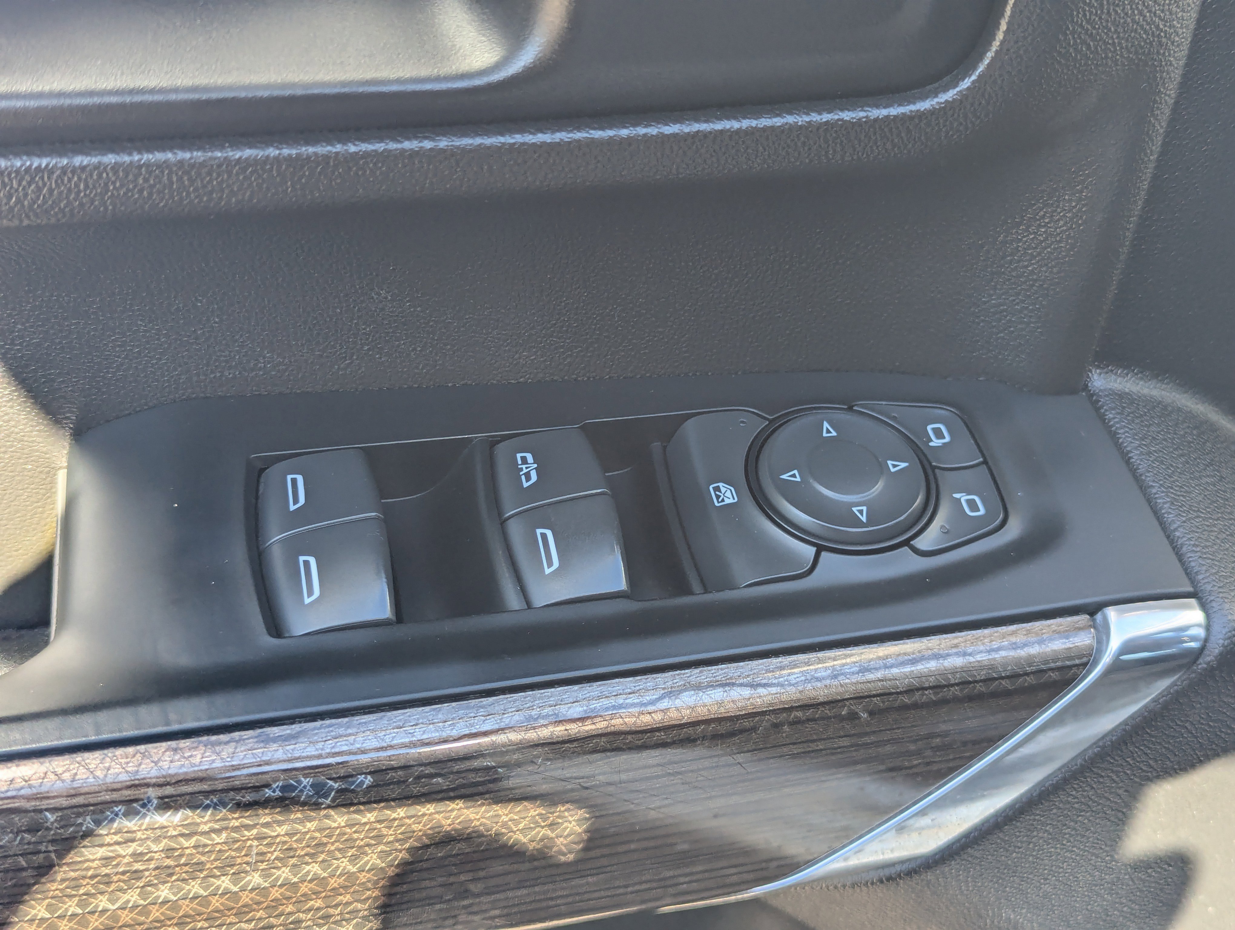 Used 2023 Chevrolet Silverado 2500 LT image 22