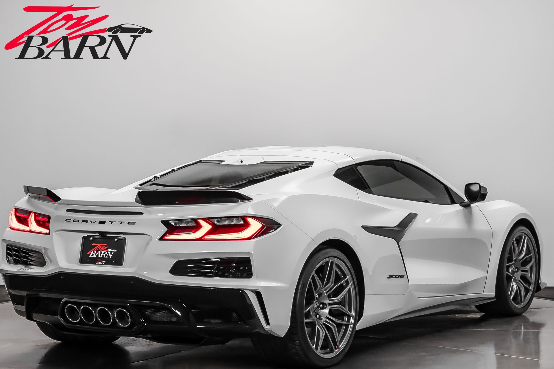 Used 2023 Chevrolet Corvette Z06 w/ Engine Appearance Package image 13