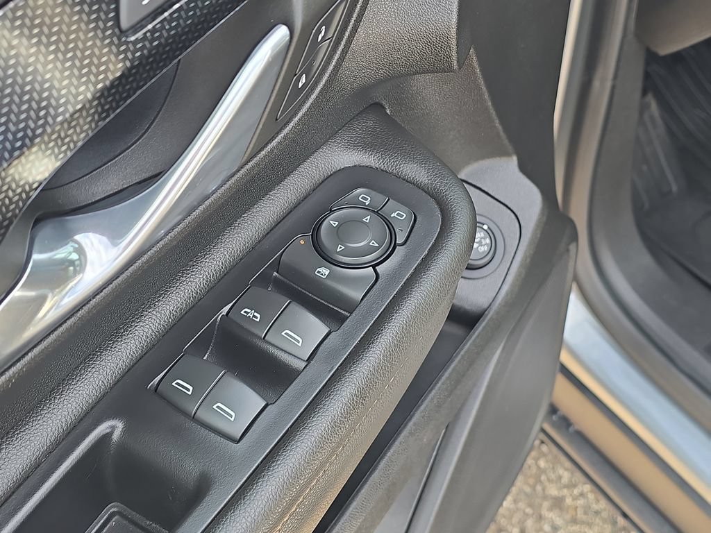 Certified 2023 GMC Terrain AT4 w/ Tech Package AWD/4WD image 12