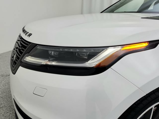Certified 2026 Land Rover Range Rover Velar Dynamic SE AWD/4WD image 18