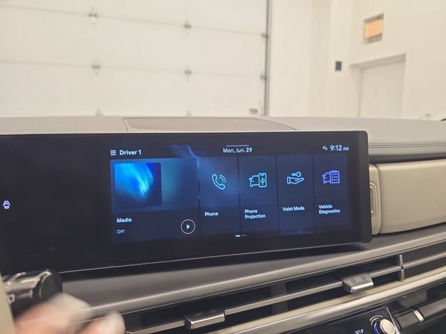 Used 2025 Hyundai Santa Fe SEL FWD image 24