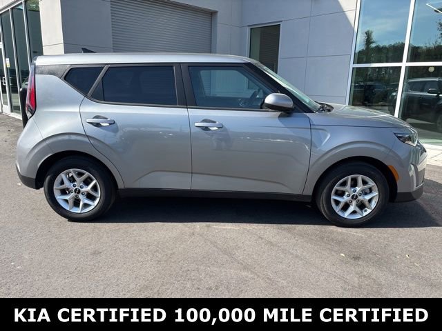 Certified 2025 Kia Soul LX image 4