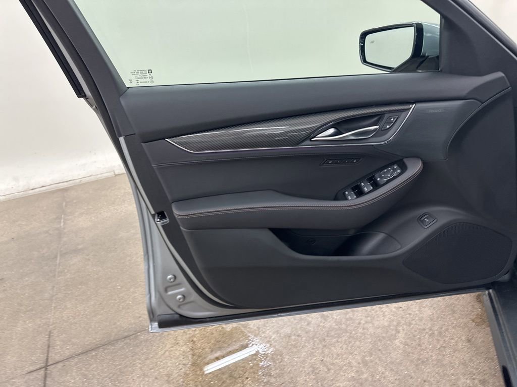 New 2026 Cadillac CT5 V AWD/4WD image 28