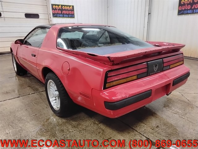 Used 1990 Pontiac Firebird Formula RWD image 6